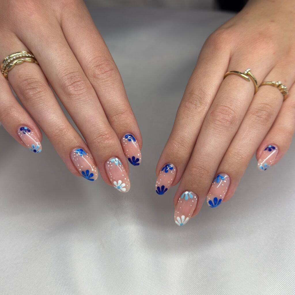 Minimalist nail art ideas for spring