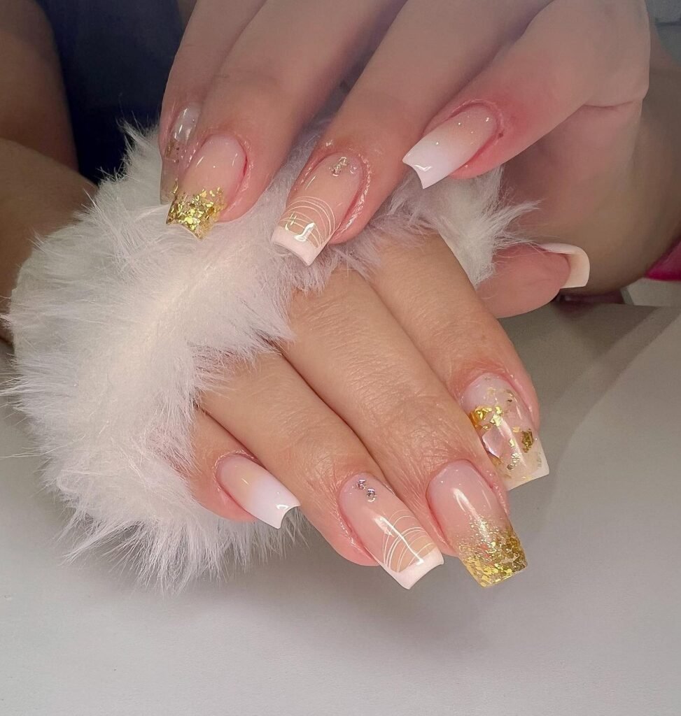 Vintage Glam Cat - Eye Rhinestone Nails